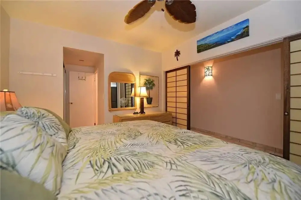 Hale Mahina #B303 - 1 Br condo by RedAwning