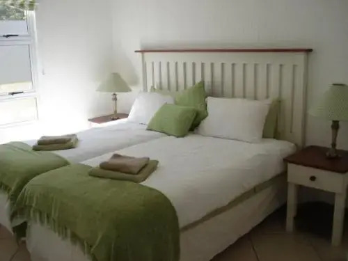 Praslin no 6