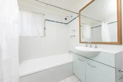 Whitesands, Unit 602, 34-38 North Street