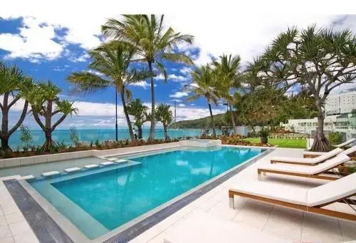 Fairshore 38 Beachfront Balcony
