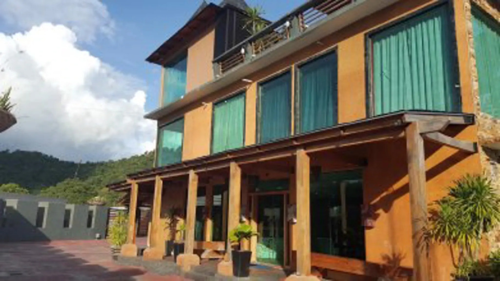 Casa Loma Resort