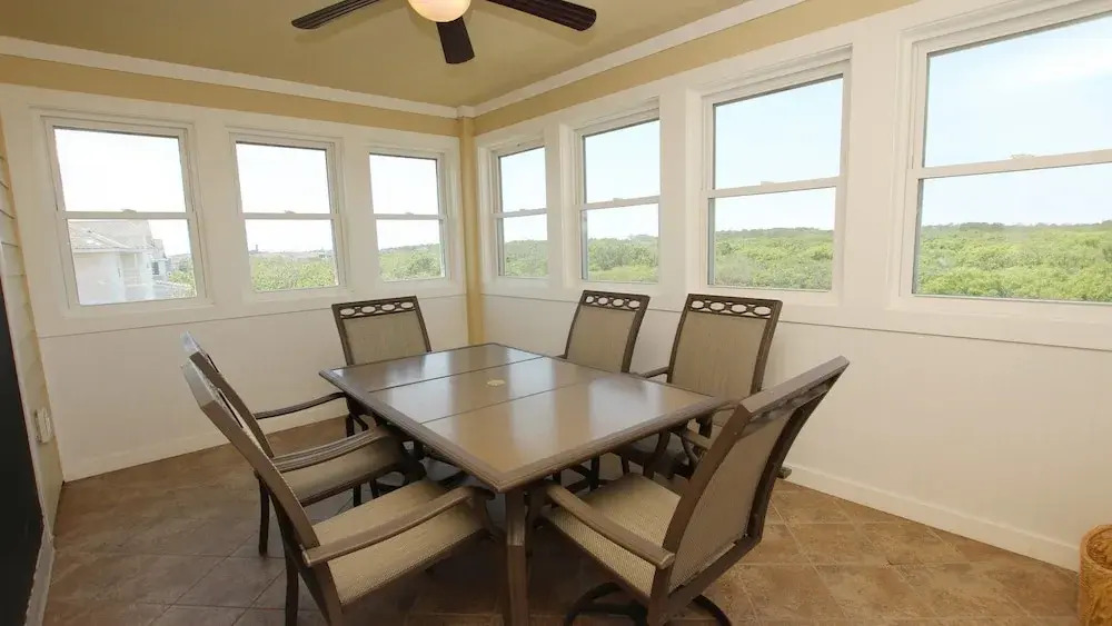 Atlantic Adventure - 6 Br Home