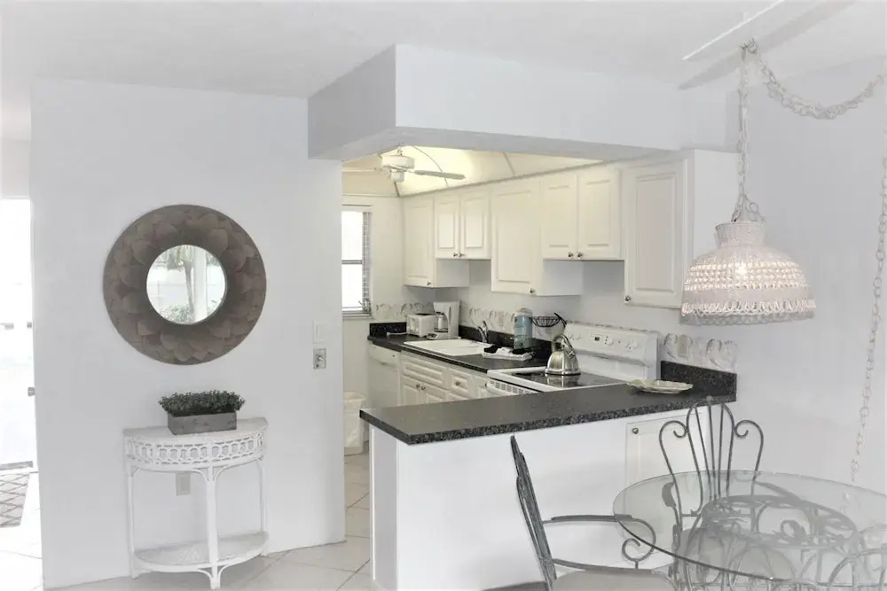 Jamaica Royale 079 - 2 Br Condo