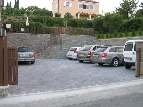 Guesthouse Opara