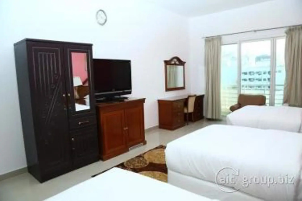 OYO 138 Empire Hotel Apartment