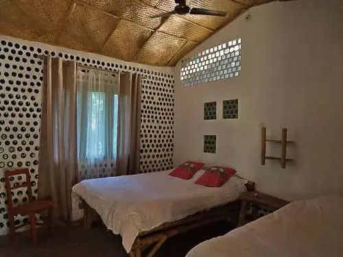 Pemsees Tree Town - Eco Treehouse Hostel