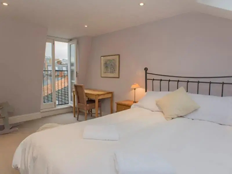 Veeve  5 Bed Family Home Tynemouth Street Fulham