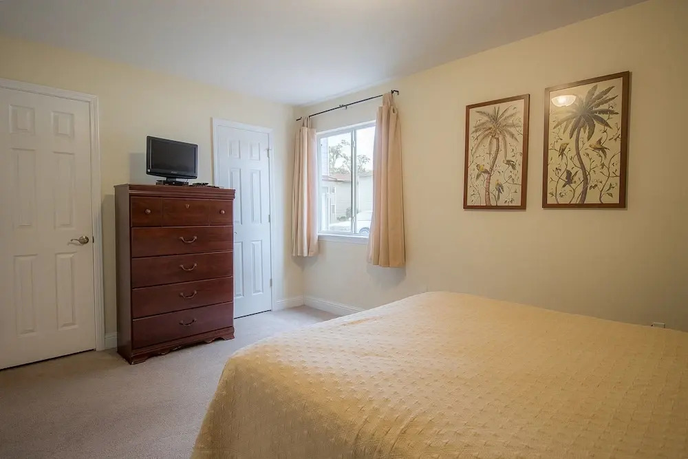 Oak Shores-Oak Shores 110
