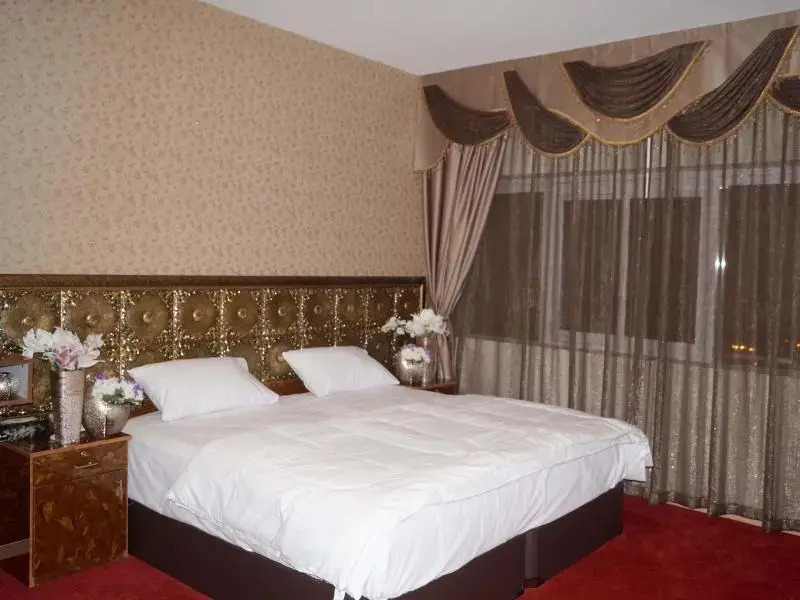 Aureate Hotel Apartment