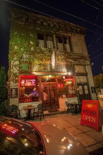 McMenamins White Eagle