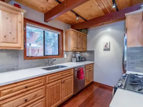 14096 Ramshorn Street House