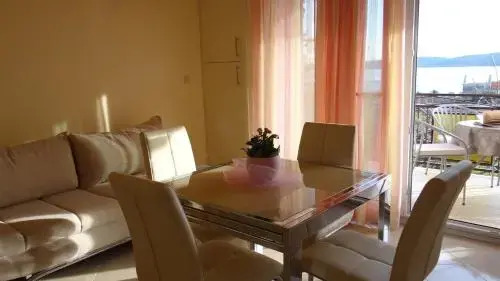 Apartments Zulim
