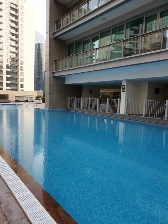 City Nights Holiday Homes- 8 BLVD Walk Tower