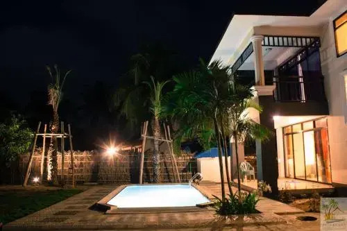Royal Beach Resort