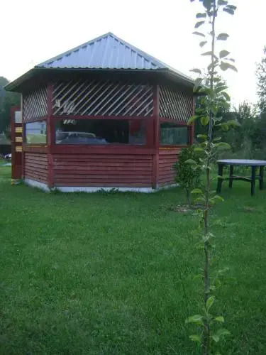SOBE I APARTMANI HADZICI RENT rooms apartments