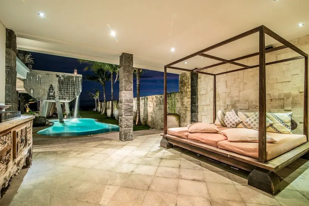 Pandawa Cliff Edge Ocean View Banyu Biru Villa