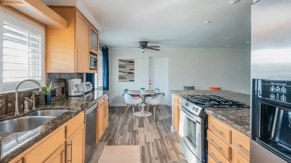 Spacious 3BR Pool by WanderJaunt