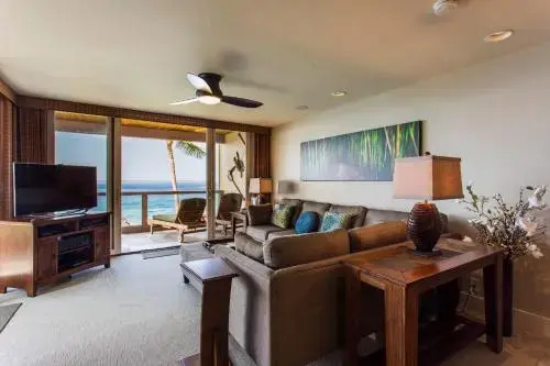 Surf and Racquet 1206