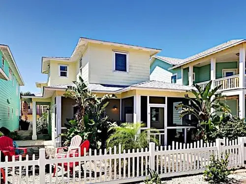 Village Walk Port A Beach House by RedAwning