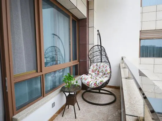 True Home Hotel