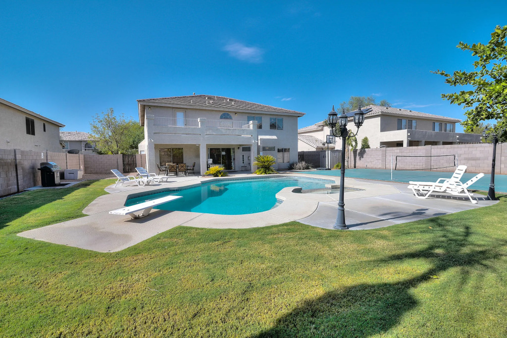 Bel Fleur - 6 Bed Home - Litchfield Park