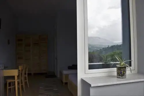 Dena Guesthouse & Art