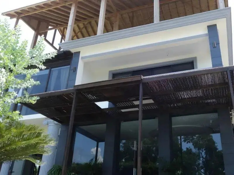 Red Coral Holiday Villa