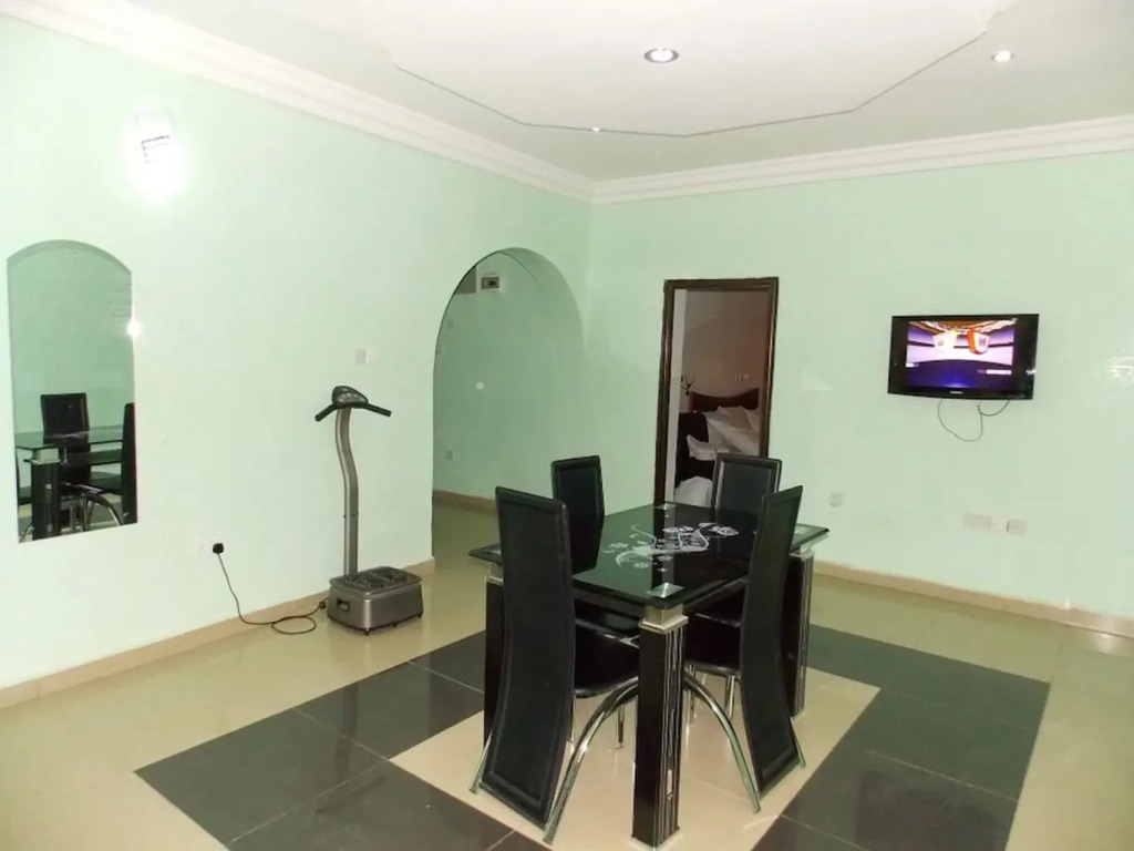 De-Dominic Suites & Resorts Ltd