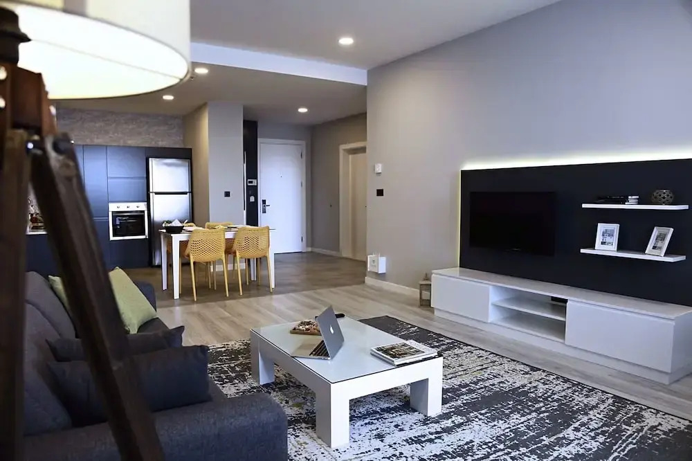 Freda Residence