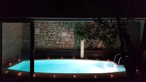 Hostel Bol