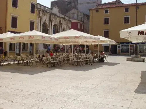 Apartman "Poluotok"
