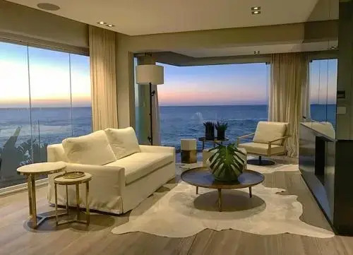 7 on Bantry Apartments
