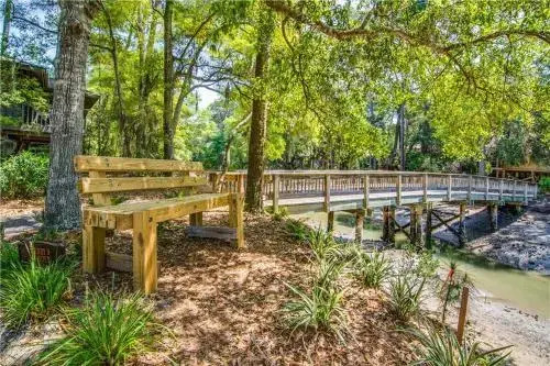 Inlet Cove 32 by RedAwning