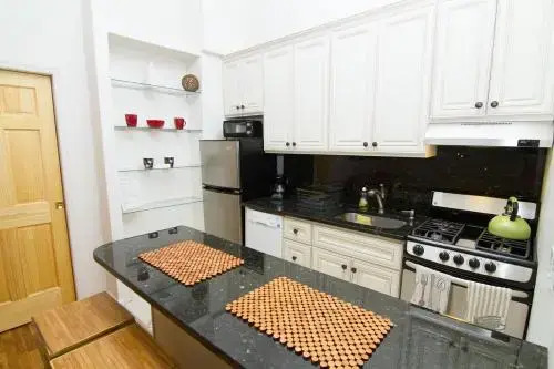 Superior Gramercy Apartments