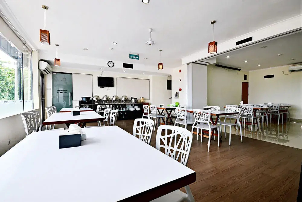 ZenRooms Benhil Pejompongan