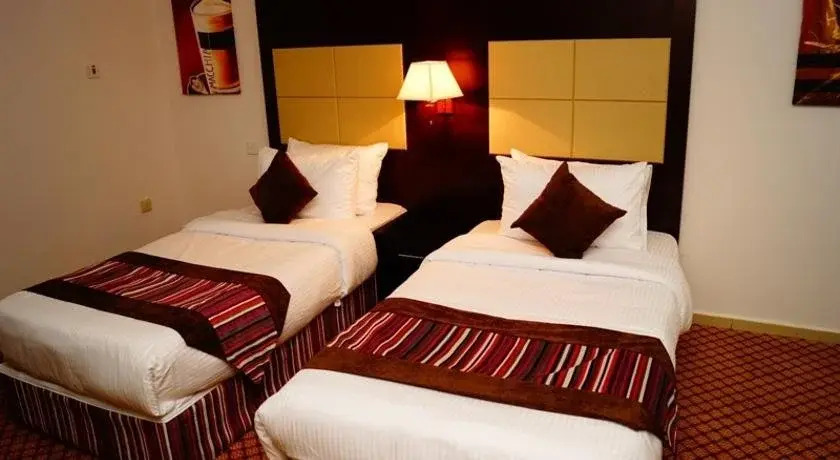 Ashaad Al-Tahliah Hotel and Suites