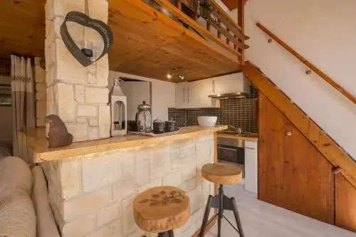 Grand Roc A218 from Slopes 150m, View & Parking - Happy Rentals