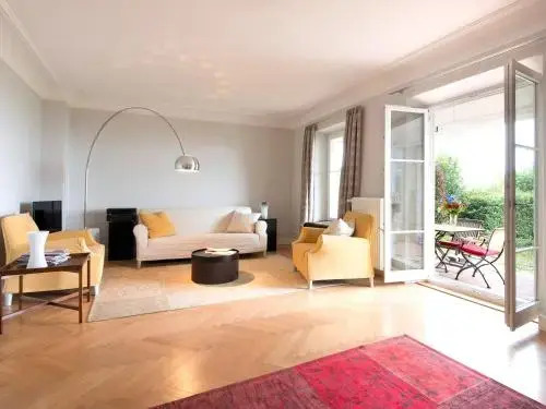 Ferienwohnung Villa Hoyerberg - besondere Villen-Wohnung mit Garten und Ausblick