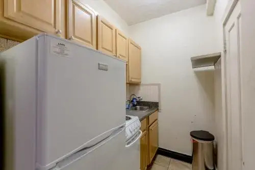 Kenmore Apartments by Starlight Suites