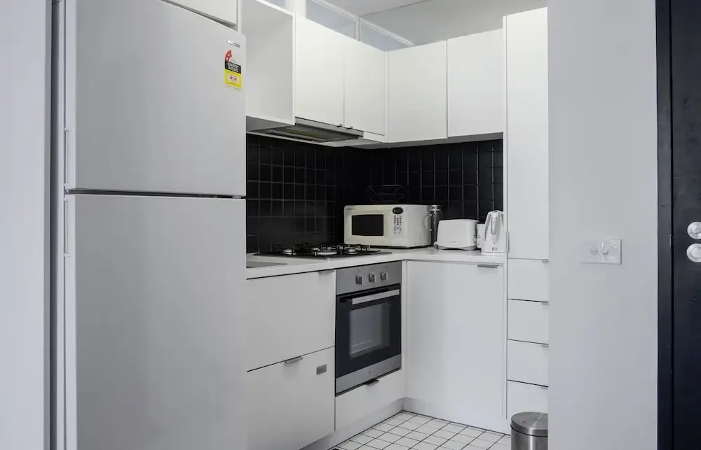 Roomerang at Abeckett Tower 31