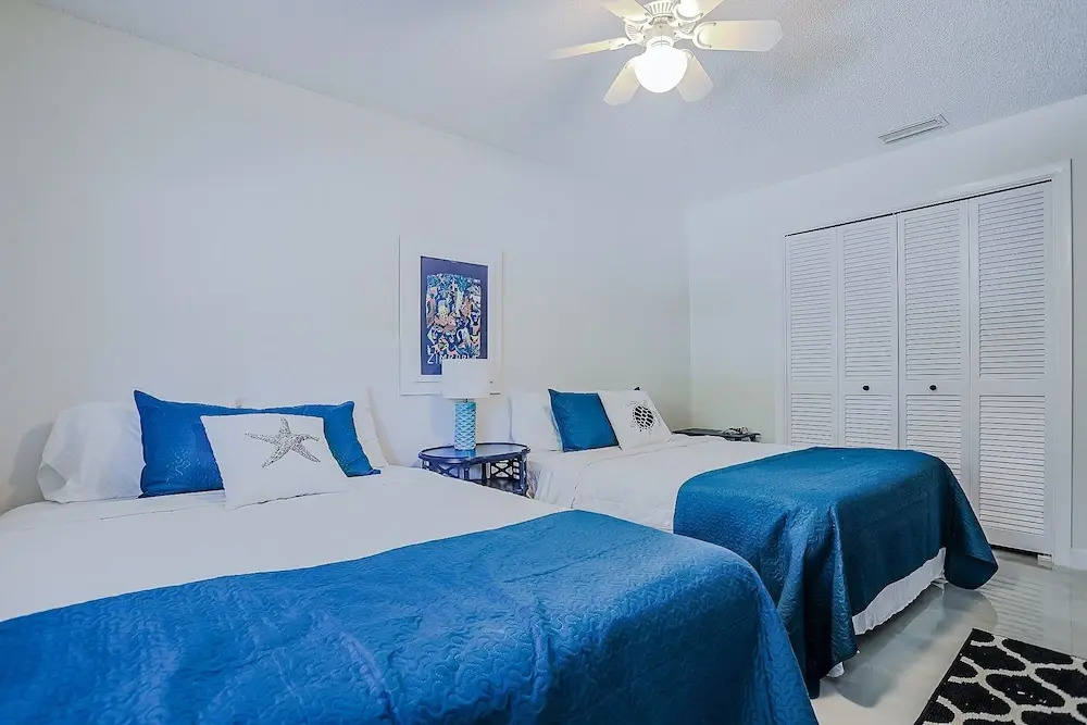 Sarasota 33 - 2 Br Home