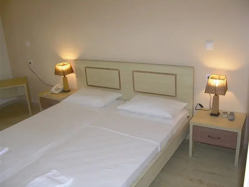 Hotel Mikros Paradisos