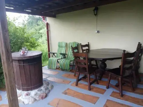 Domek pod brzozą