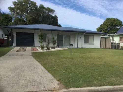 Lowset Home With Attached Granny Flat