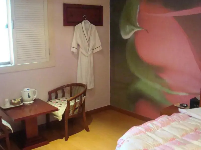 Cozy Hotel