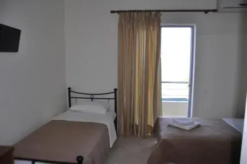Hotel Prinos