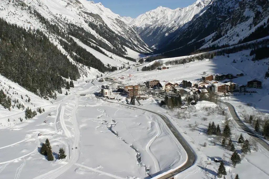 Piz Hotel