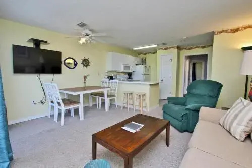 Grand Beach 111