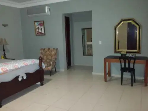 Casa Aly