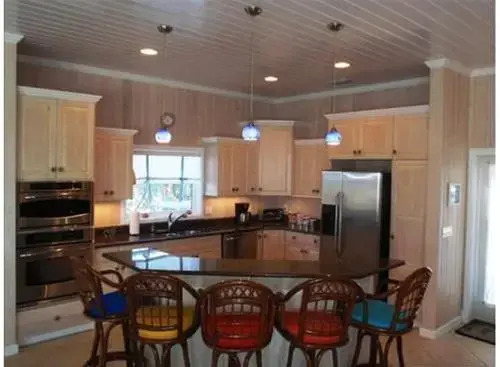 Captains Quarters